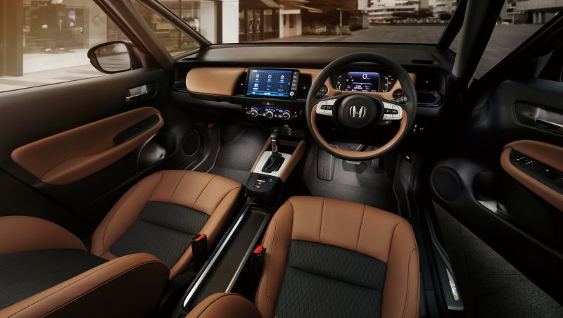 Honda Fit hybrid import Modulo interior