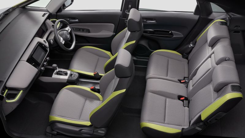 Honda Fit hybrid import eHEV Ness seat layout