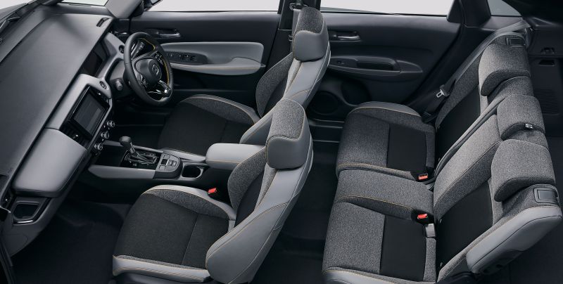 Honda Fit hybrid import eHEV RS seat layout