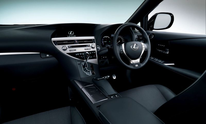 Interior Lexus RX 450h hybrid import F-Sport Japan (AL10) '2012–15