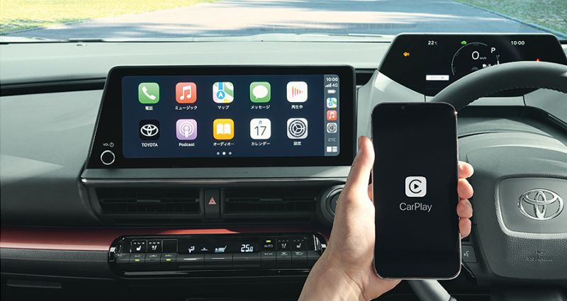 Prius PHEV Apple CarPlay Android Auto