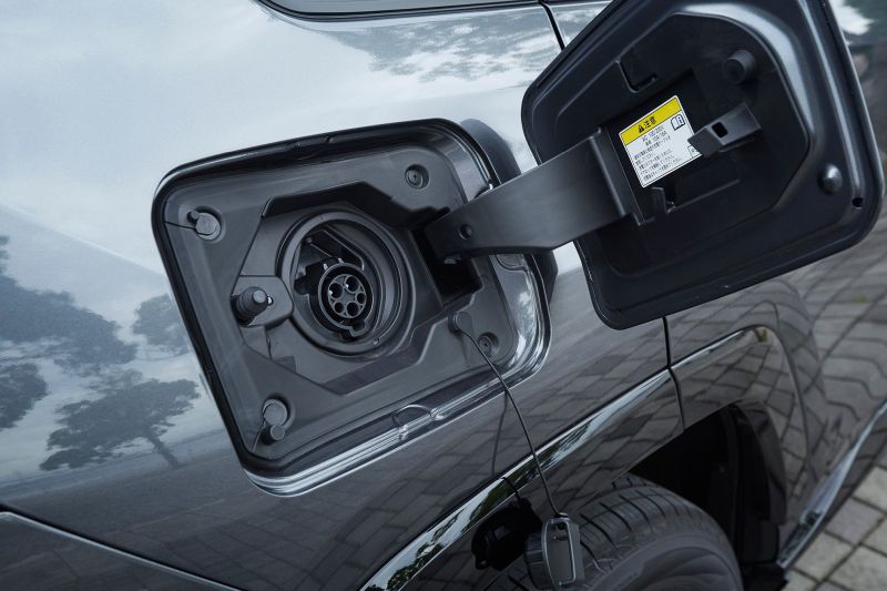 Toyota RAV4 hybrid plug-in charge port